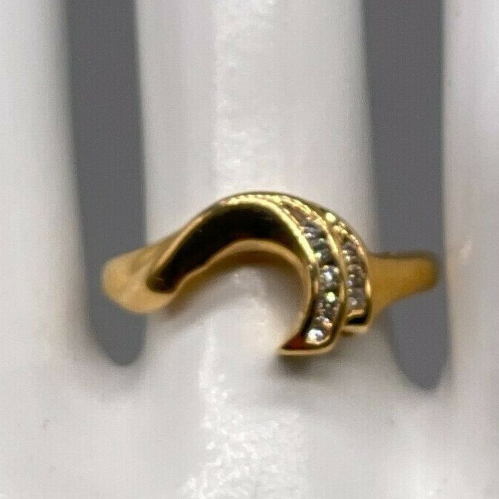 GUARD WRAP DIAMOND YELLOW GOLD RING